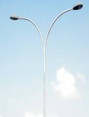 Tiang Lampu Oktagonal Double Parabole