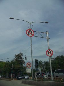 Tiang PJU Standar Pipa Bulat Type Double