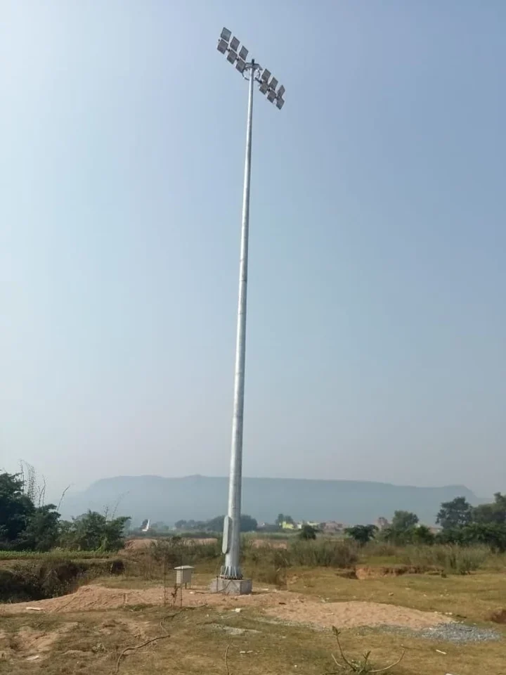 Tiang Stadium High Mast 1