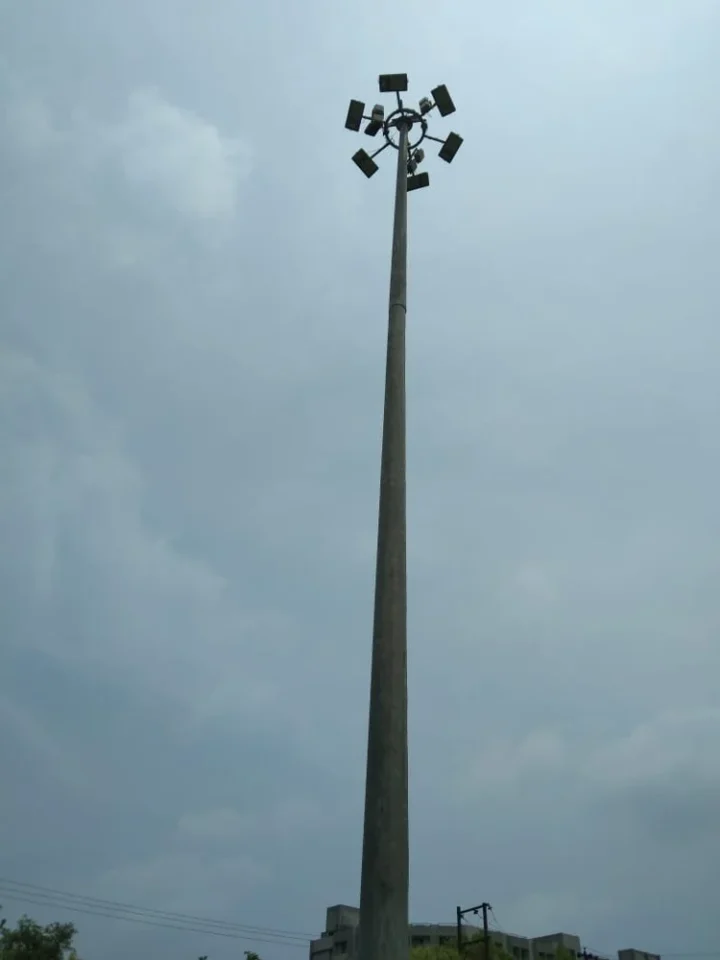 Tiang Stadium High Mast 1